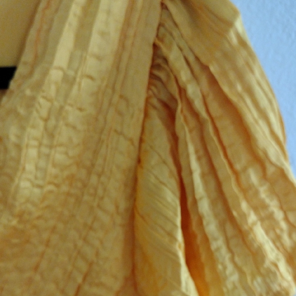 Express Satin V-Neck Flutter Sleeve Pleated Cutout Midi Dress. - Picture 14 of 16